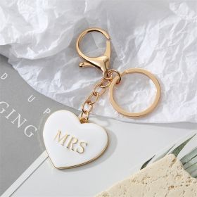 South Korea Simple Personality Alloy Black And White Peach Heart Keychain (Option: White Mrs)